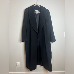 Vintage Marvin Richards women’s long black trench coat size 18W